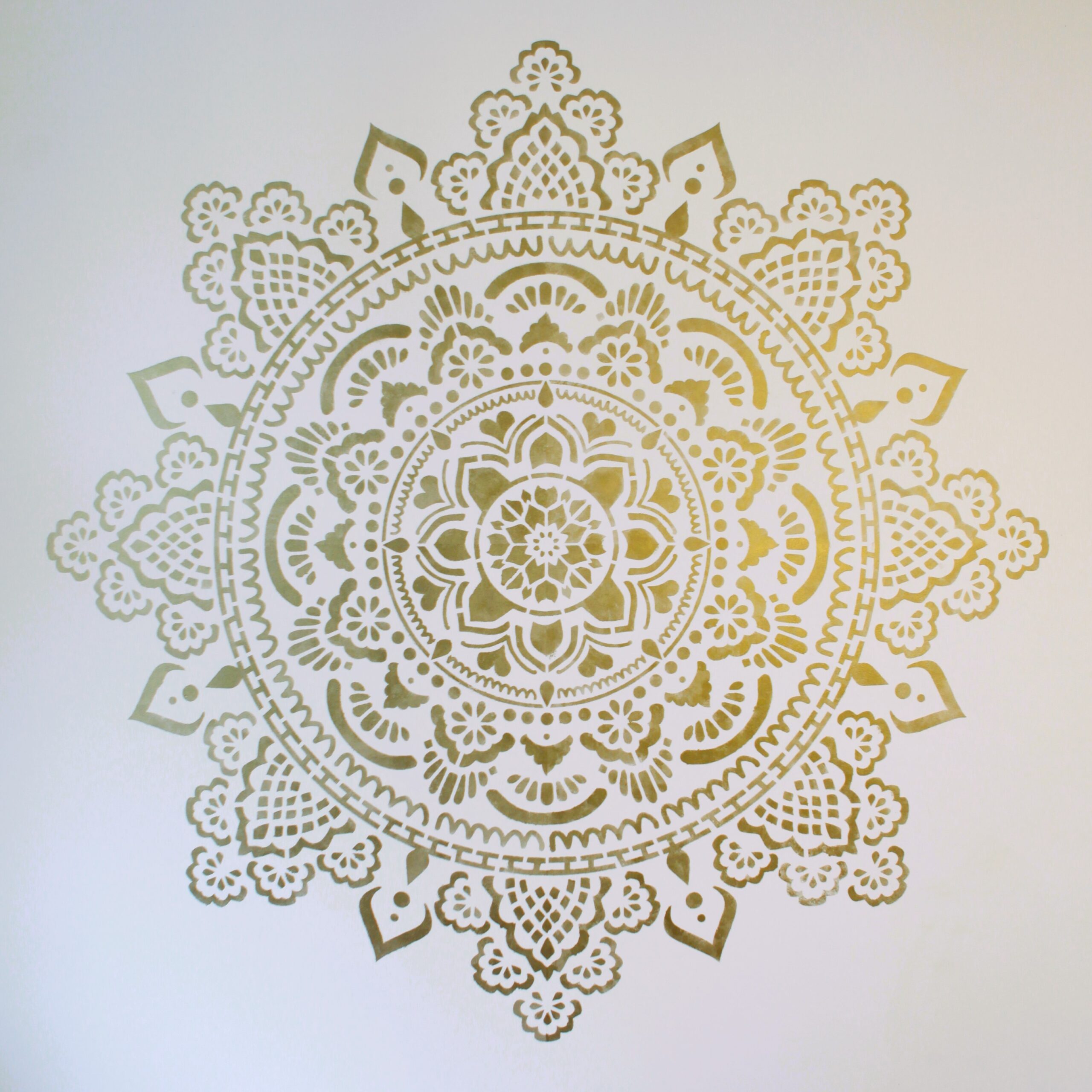 Sammy Trainer Kundalini Yoga studio. Mandala.